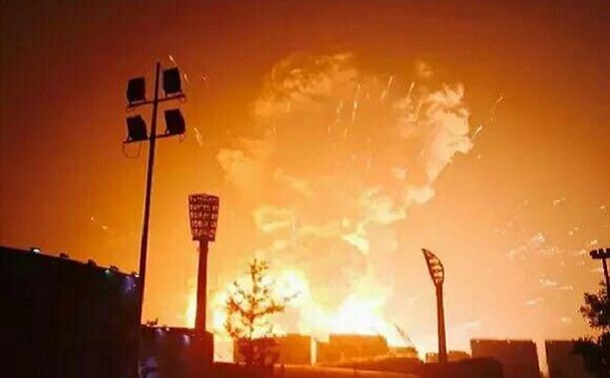 Мощный взрыв в Китае (Тяньцзинь)