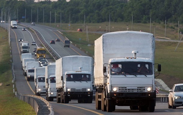 Российский гуманитарный конвой двинулся к Луганску
