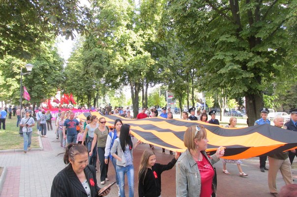 В Харькове на день освобождения города прошел масштабный антифашистский митинг